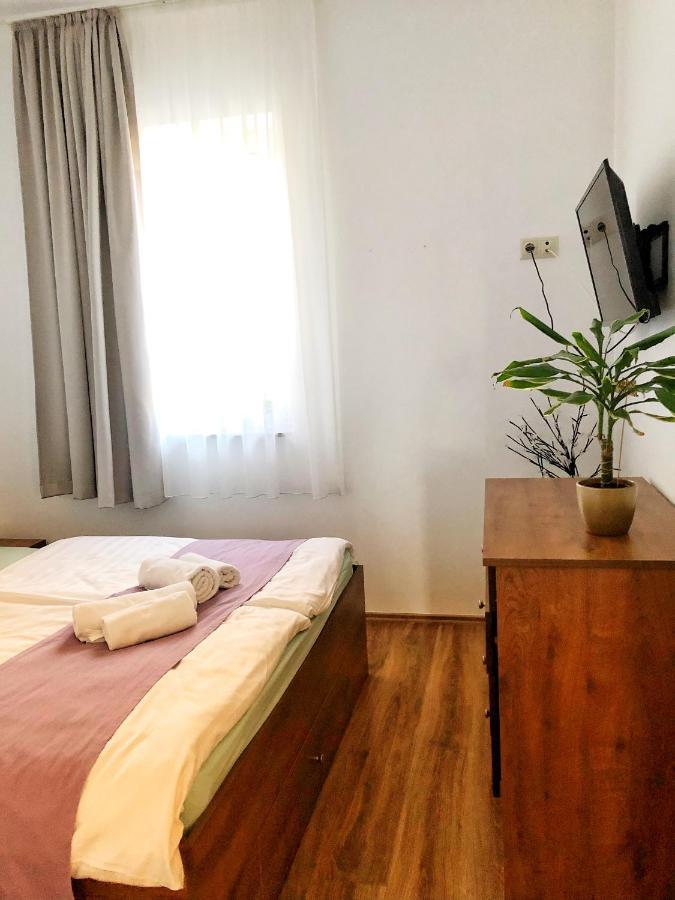 Boro Apartman Tiszafured Exterior photo