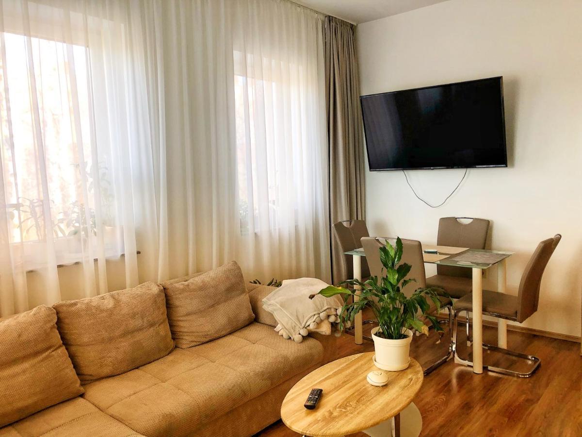 Boro Apartman Tiszafured Exterior photo