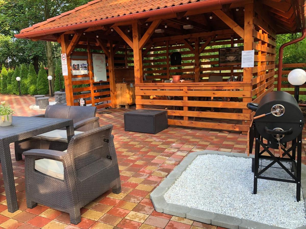 Boro Apartman Tiszafured Exterior photo