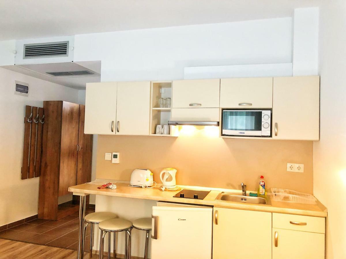 Boro Apartman Tiszafured Exterior photo